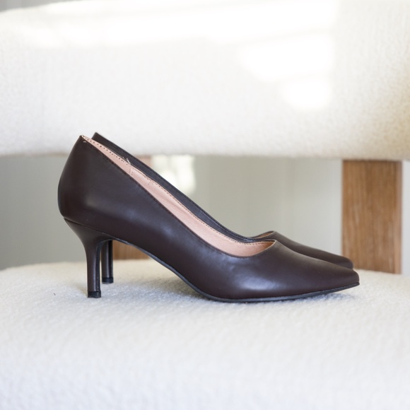 French Connection Brown Kitten Heel Pointed Toe Pumps Faux Leather Womens US 7 - Picture 9 of 14